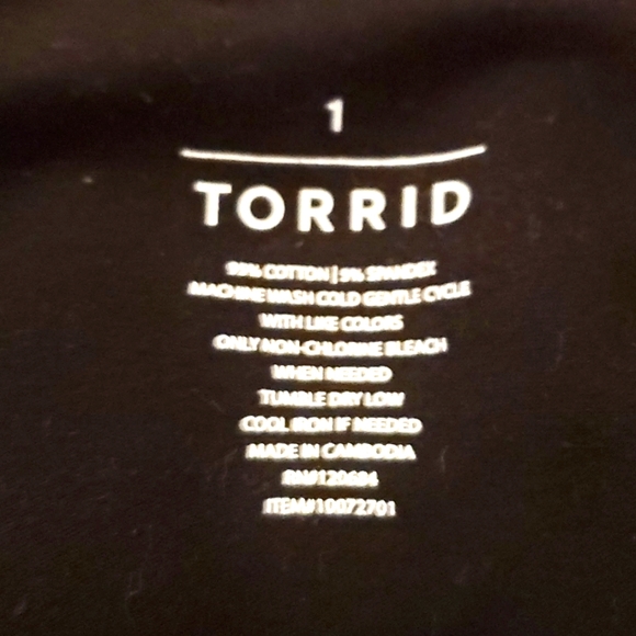 BNWT Pink Lip pencil skirt - Picture 4 of 4